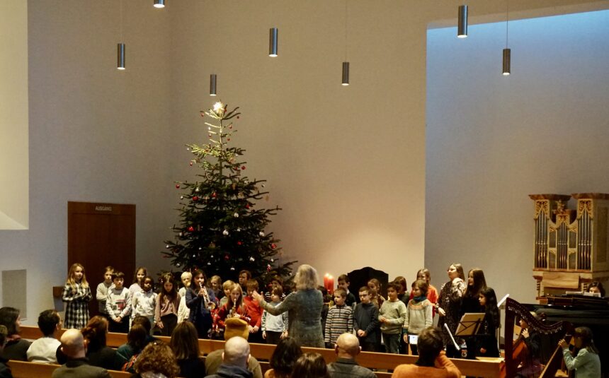 Weihnachtsingen in der Paradieskirche Binningen am Mittwoch, 21.12.2022